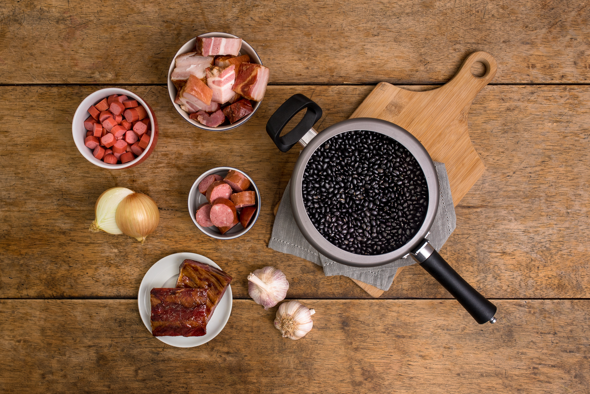 Brinox 23 cm 7 L Non-stick Pressure Cooker - easy to cook and clean - Made in Brazil. Extremely Safe, great taste!